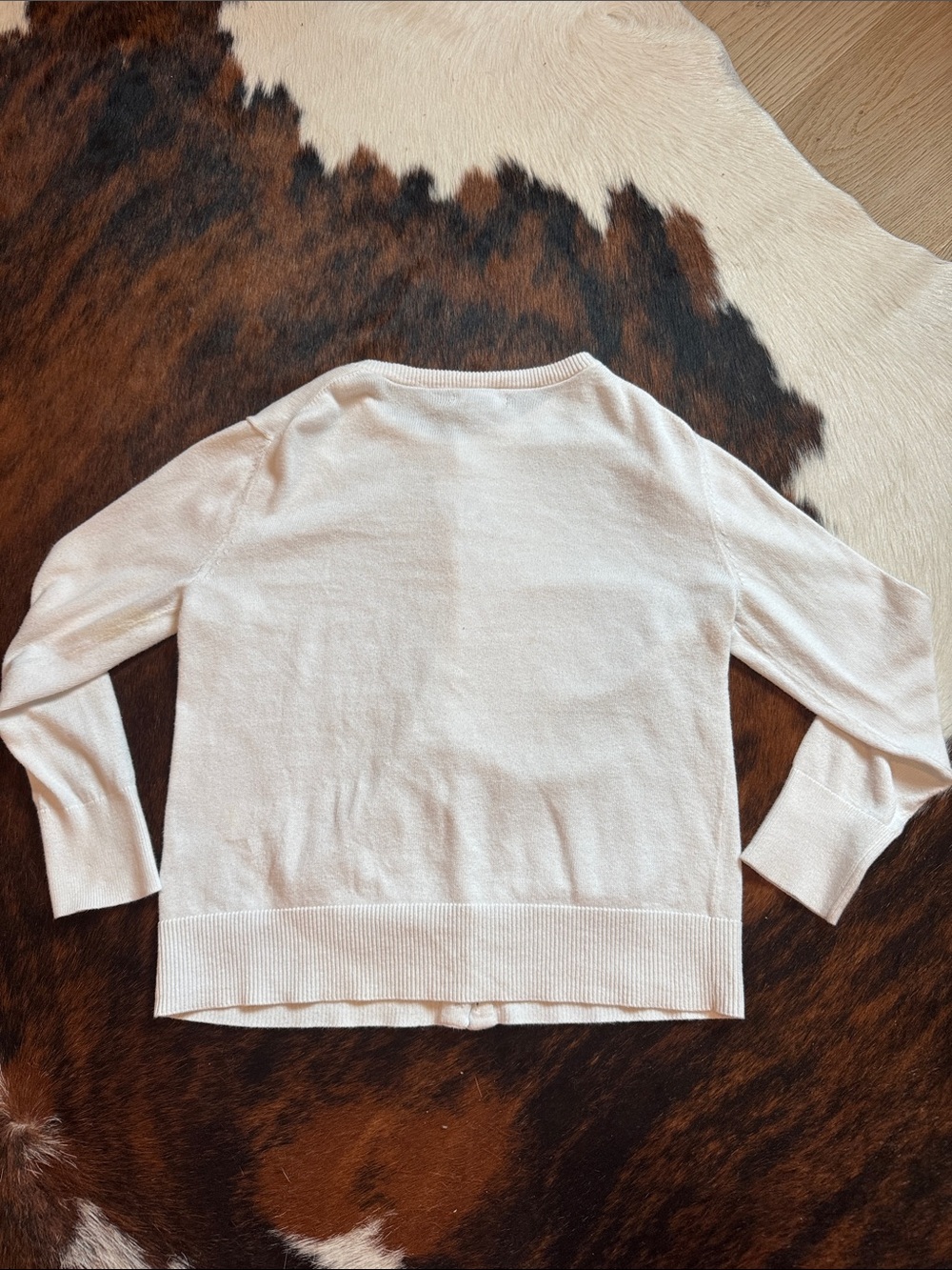GAP Women's Cream Button-Up Crewneck Cardigan - Picture 2 of 3
